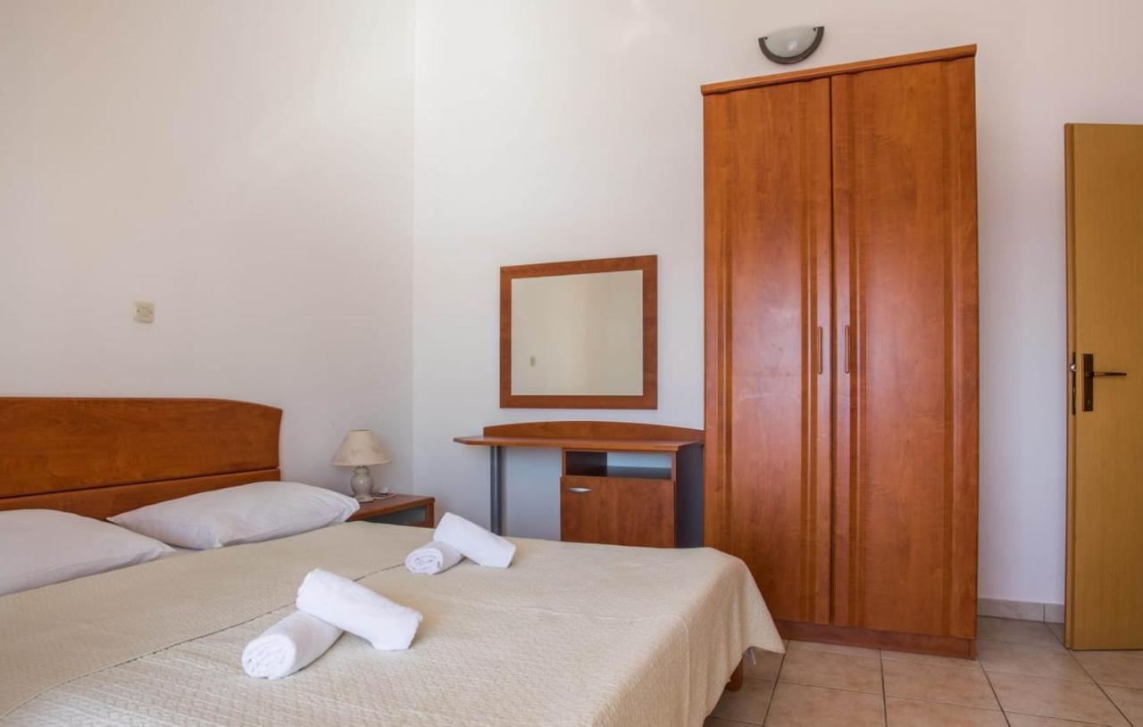 Apartmani Nikoletic Klek Exterior photo